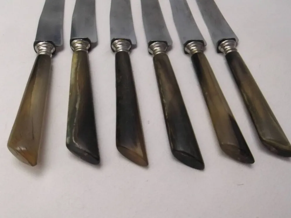 Couteaux anciens Sheffield service de table