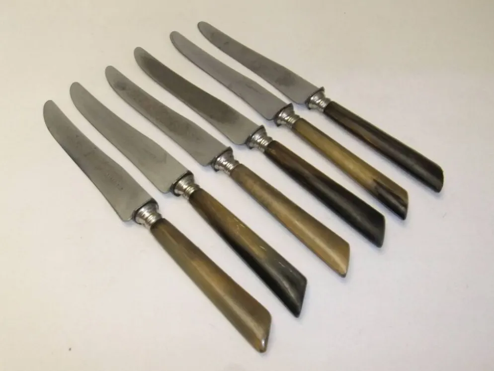 Couteaux anciens Sheffield service de table