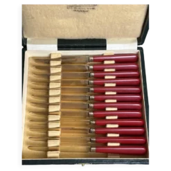 12 couteaux à dessert en vermeil, avec écrin, vers 1940
