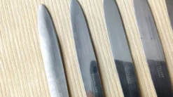 6 Couteaux de table bakélite Pradel 255