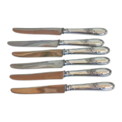 6 couteaux en métal argenté