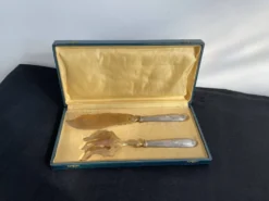 Couvert de service à poisson, argent fourré, métal doré, France