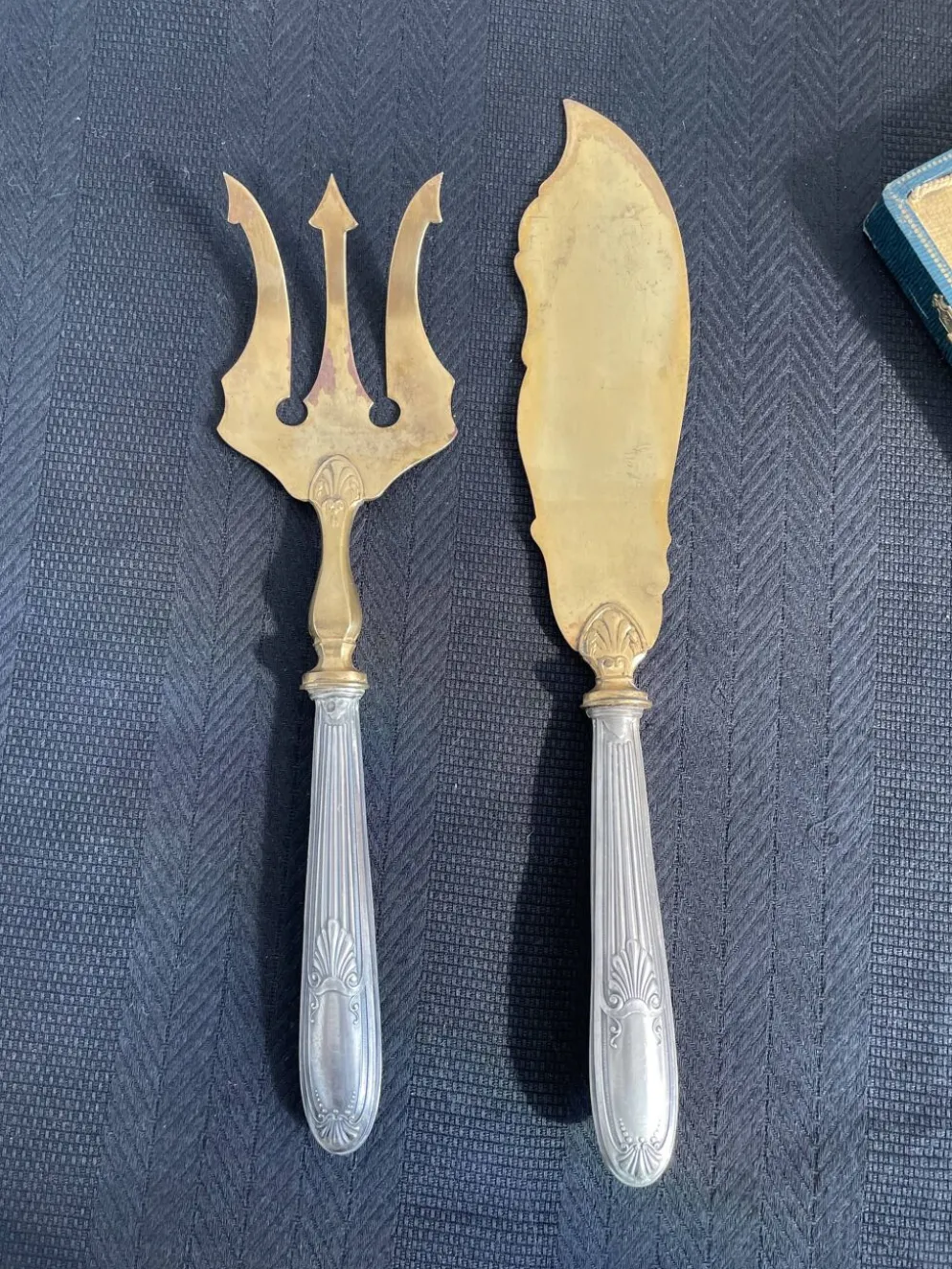 Couvert de service à poisson, argent fourré, métal doré, France