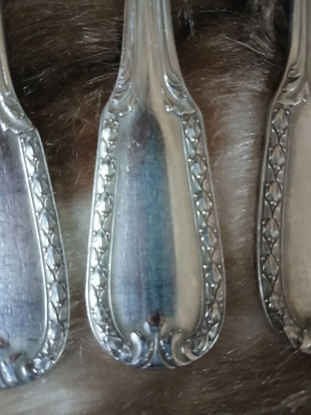14 couverts anciens en métal argenté