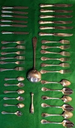 Couverts Christofle 38 pièces modèle Marly
