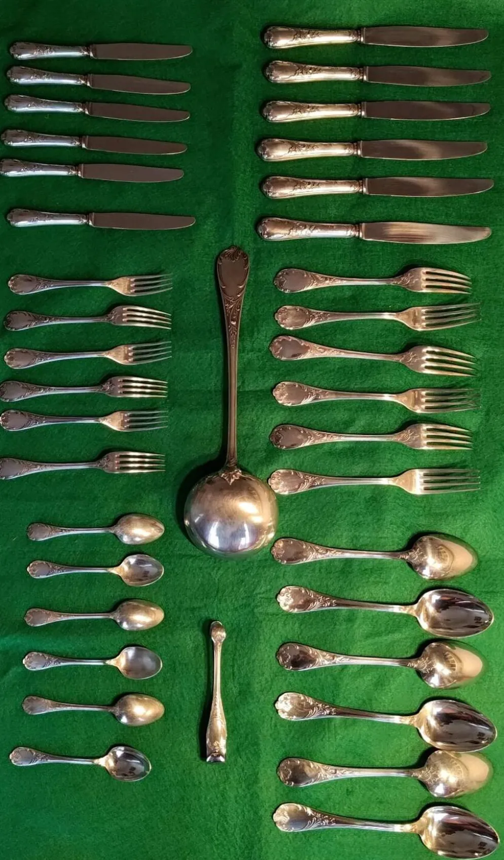 Couverts Christofle 38 pièces modèle Marly