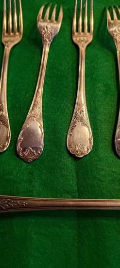 Couverts Christofle 38 pièces modèle Marly