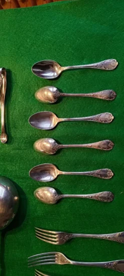 Couverts Christofle 38 pièces modèle Marly