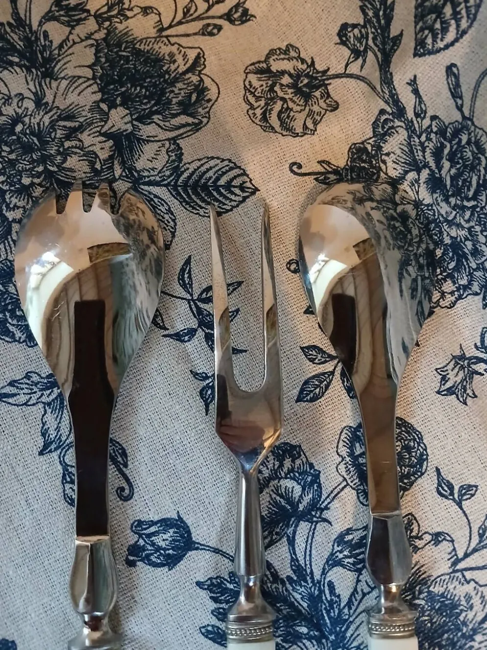 3 couverts de service anciens