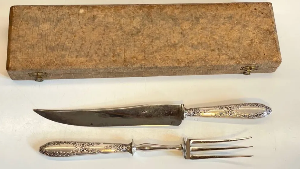 COUVERTS de Service Argent Minerve Casquée PARIS