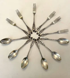 12 couverts en argent Alphonse Debain avec son écrin