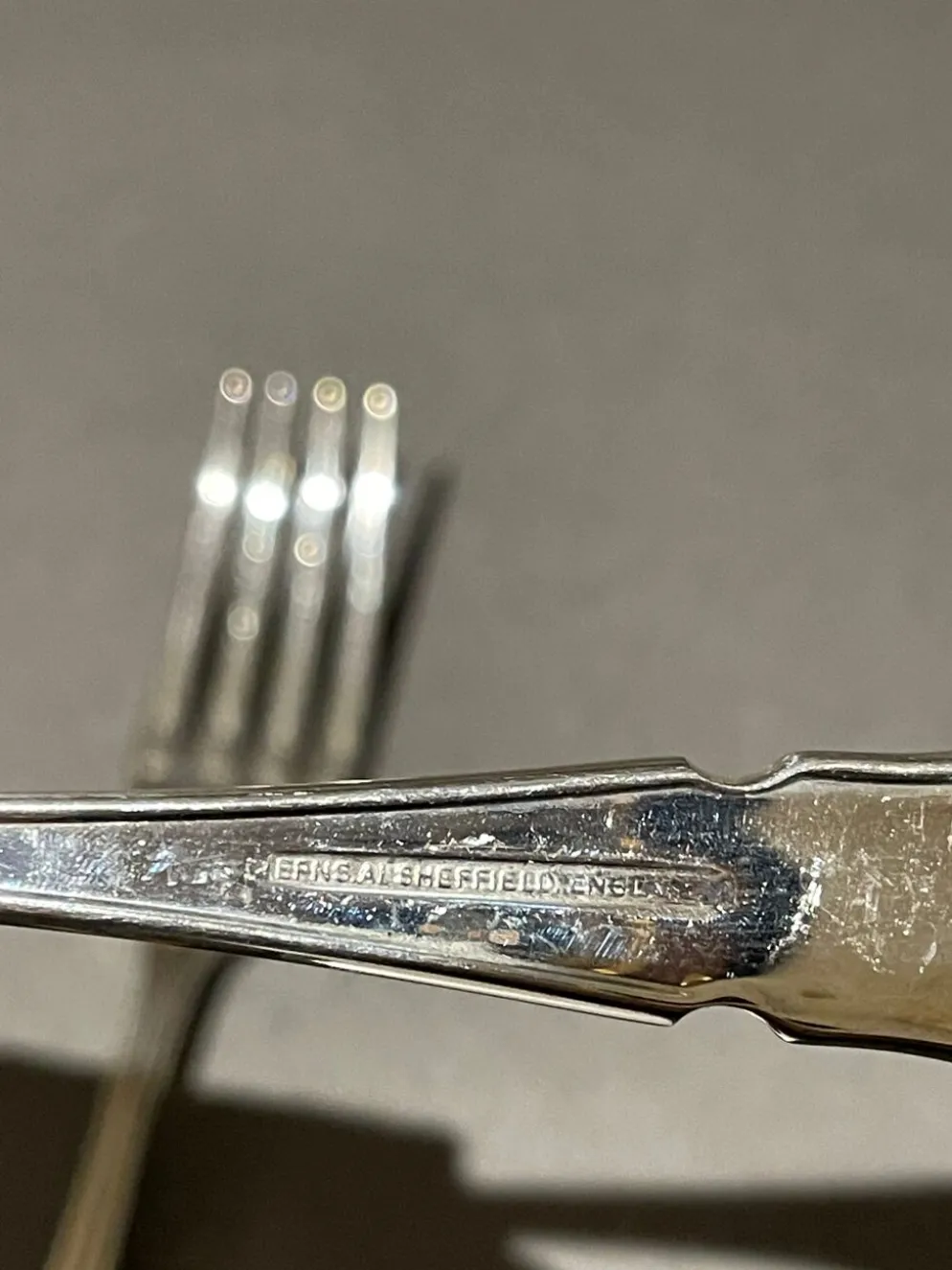 Couverts en argent massif, ensemble de couteaux et fourchettes, 37 Angleterre, antique Art Déco