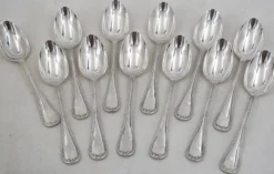 12 couverts à entremets, dessert 24 pièces en métal argenté Christofle Rubans
