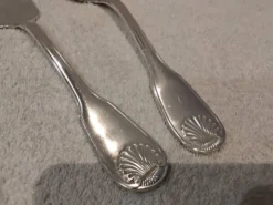 Couvert à servir la glace 2p métal argenté orfèvre Christofle vendome
