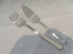 Couvert à servir le poisson 2p métal aregnté orfèvre Christofle Concorde