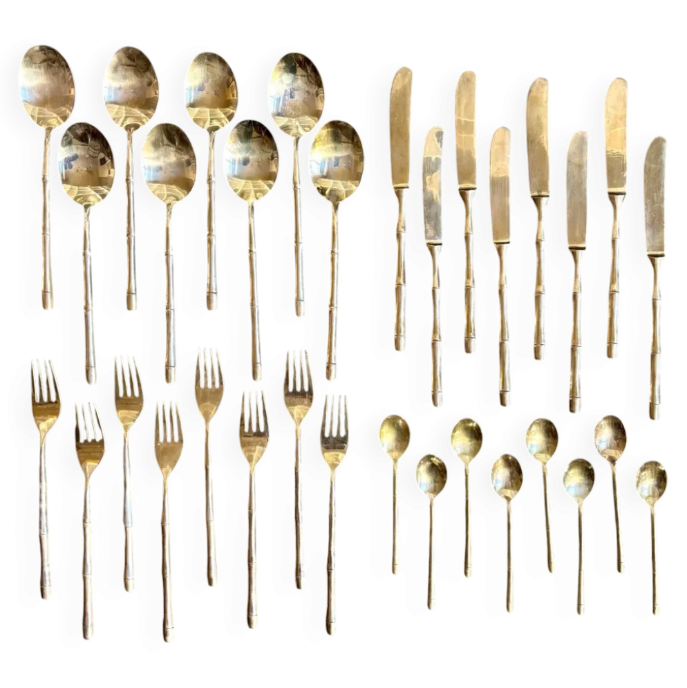 32 couverts manche bambou en métal doré