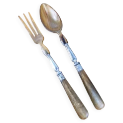 Couverts à salade en métal argenté
