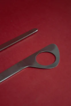 Couverts à salade par Arne Jacobsen
