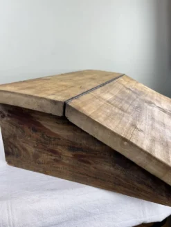Écritoire ancien en bois massif