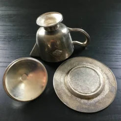 Crémier classique en métal argenté