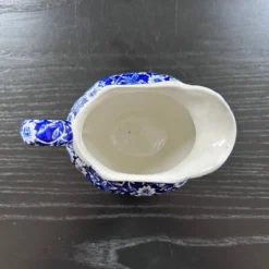Crémier en porcelaine anglaise