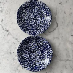 Crémier en porcelaine anglaise