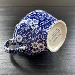 Crémier en porcelaine anglaise