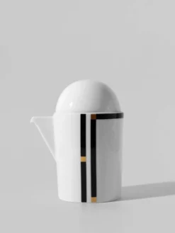 Crémier en porcelaine "Cupola" de Mario Bellini, pour Rosenthal, années 1980.