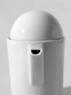 Crémier en porcelaine