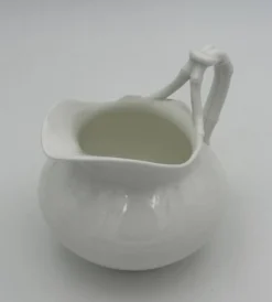 Crémier, pot à lait vintage porcelaine blanche
