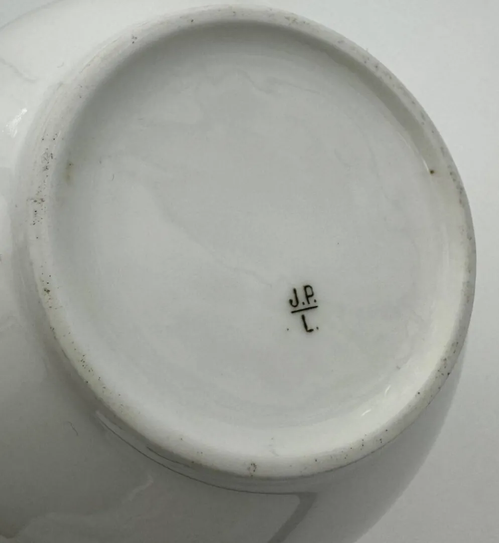Crémier, pot à lait vintage porcelaine blanche