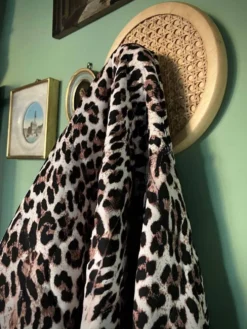 Crochets de manteau en bois et en osier tressé, années 1960, ensemble de 2