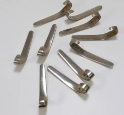2 crochets muraux vintage en nickel plaqué en laiton par Carl Auböck II, Autriche, années 1950