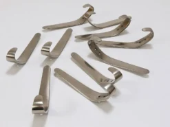 2 crochets muraux vintage en nickel plaqué en laiton par Carl Auböck II, Autriche, années 1950