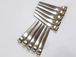 2 crochets muraux vintage en nickel plaqué en laiton par Carl Auböck II, Autriche, années 1950