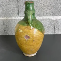 Cruche ancienne bicolore