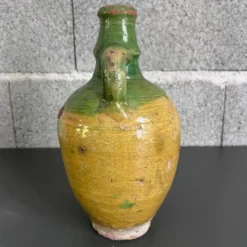 Cruche ancienne bicolore