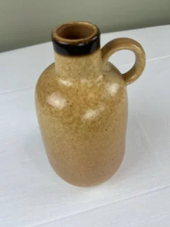 Cruche en grès émaillé
