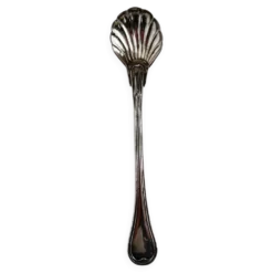 Cuillère de service en argent en forme de coquille