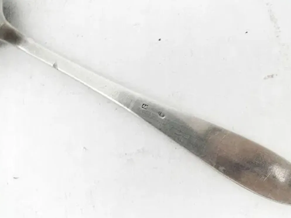 Cuillère en argent classique, Allemagne, années 1900.