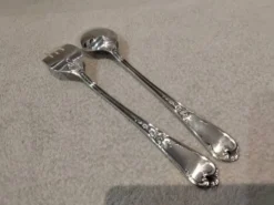Cuillère et fourchette à ragout en métal argenté orfèvre Ercuis Louis XV