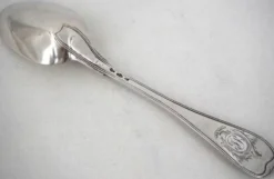 Cuillère à ragout, de service, argent massif XVIII, modèle Filet droit.