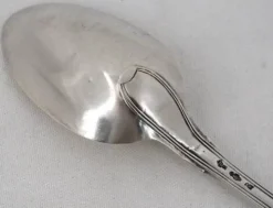Cuillère à ragout, de service, argent massif XVIII, modèle Filet droit.