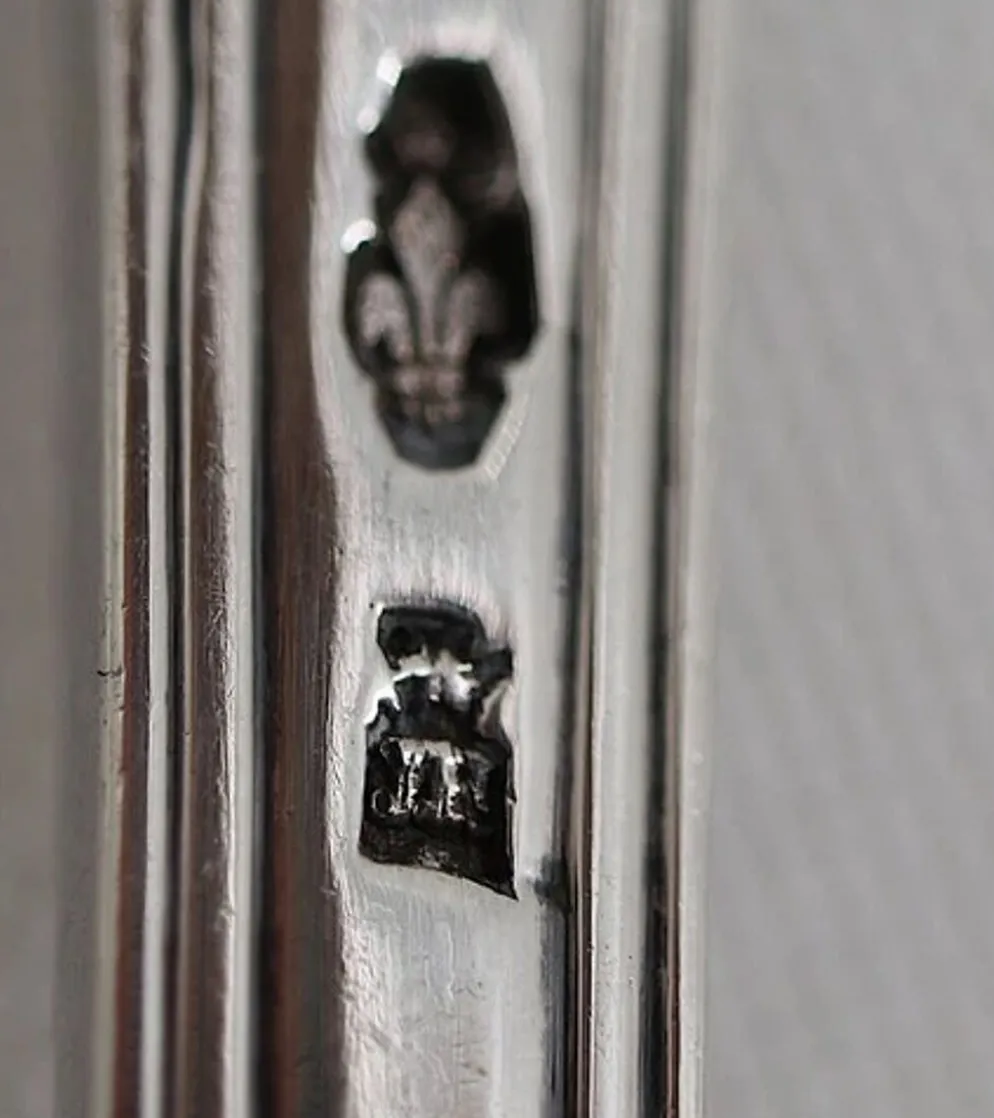 Cuillère à ragout, de service, argent massif XVIII, modèle Filet droit.