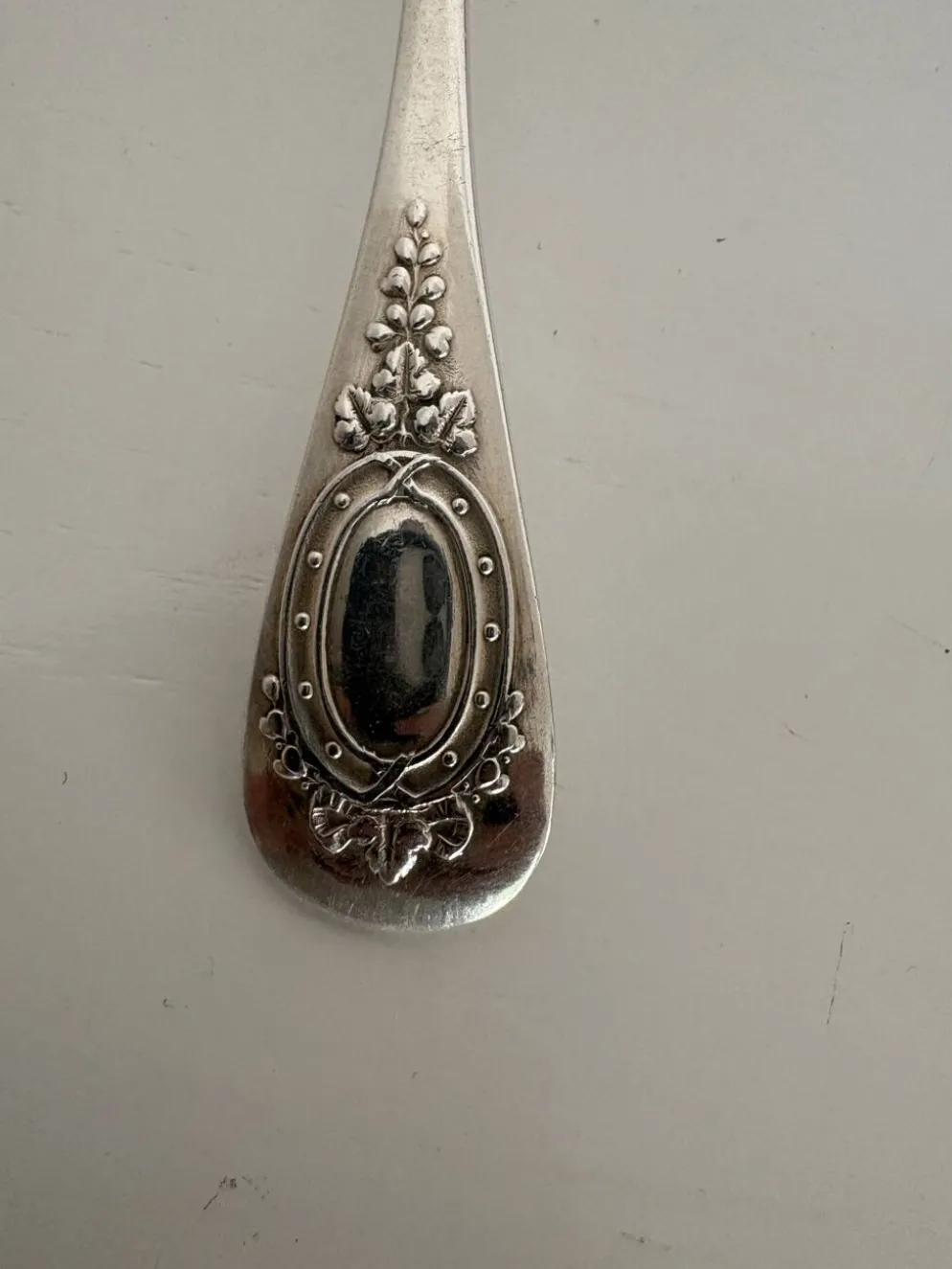Cuillère, saupoudreuse en argent