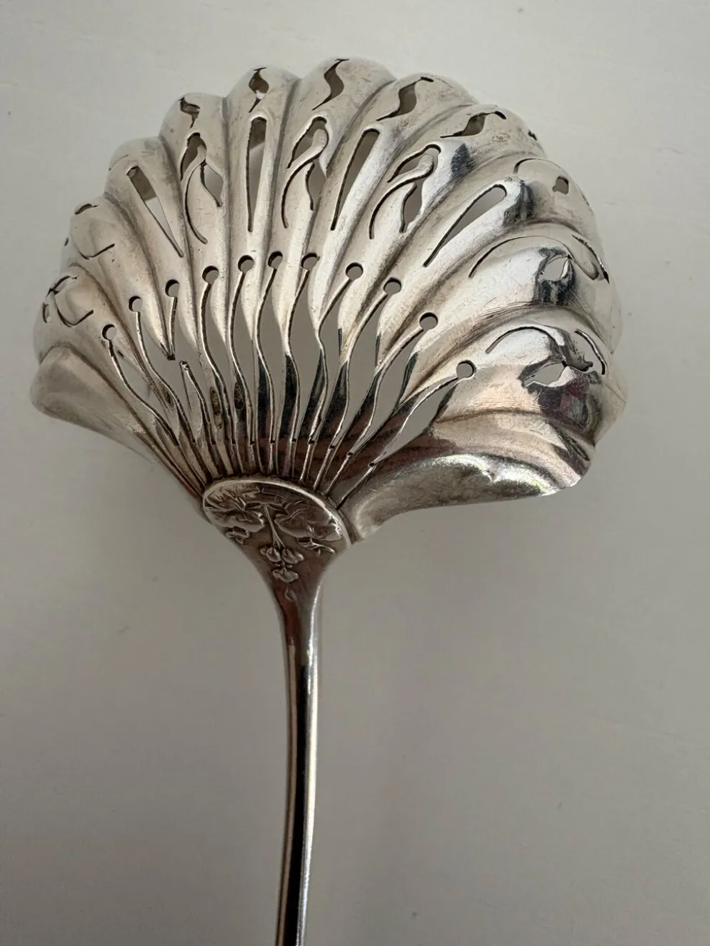 Cuillère, saupoudreuse en argent