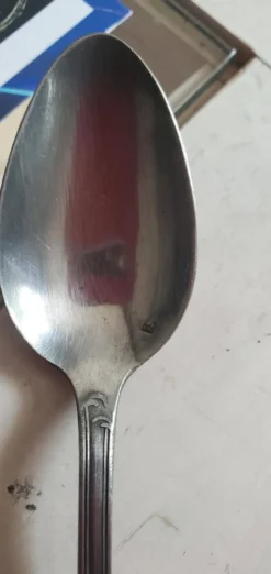 11 cuillères à café en métal argenté