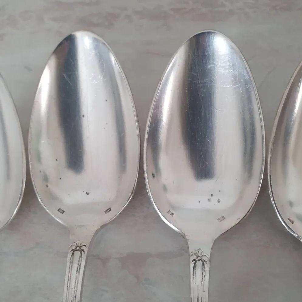 Cuillères en métal argenté (poinçon d'argenture) style Louis XV