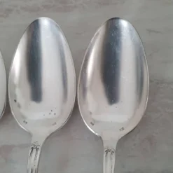 Cuillères en métal argenté (poinçon d'argenture) style Louis XV