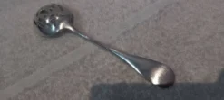 Cuillère à servir les glaçons métal argenté christofle baguette